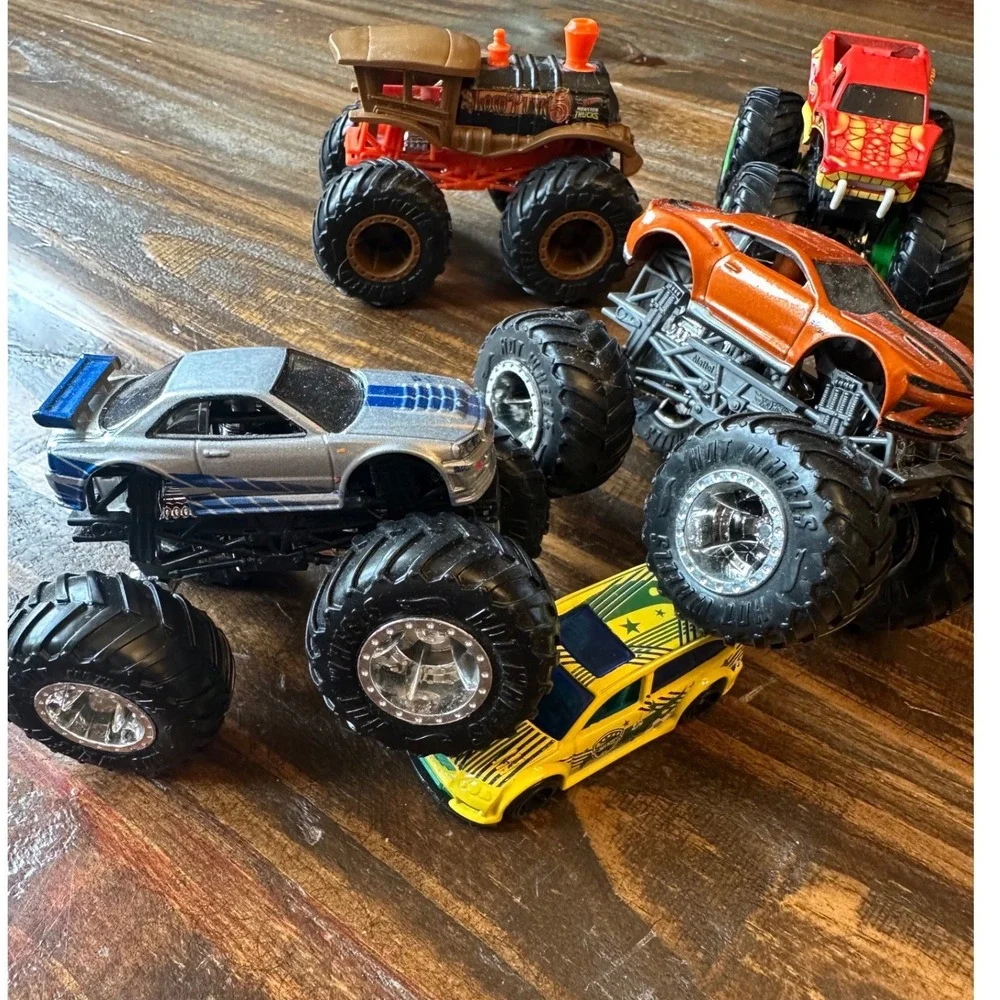 Monster Jam Trucks Lot 6 Snake Bite Nissan Skyline Loco‎ Punk Camaro Demo Derby